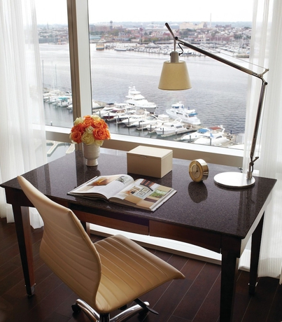 Imagen de la habitación del Hotel Four Seasons Baltimore. Foto 9