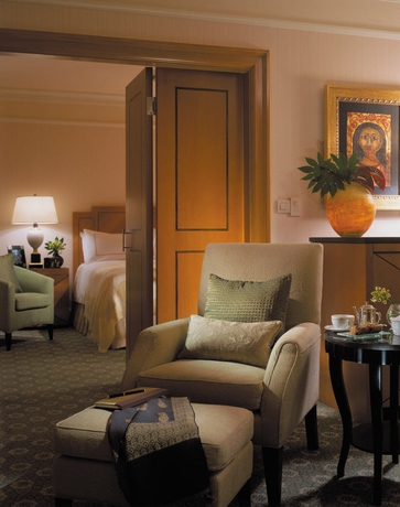 Imagen de los interiores del Hotel Four Seasons Cairo At Nile Plaza. Foto 13