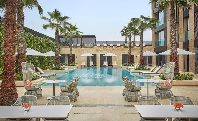 Imagen de la piscina del Hotel Four Seasons Casablanca. Foto 10