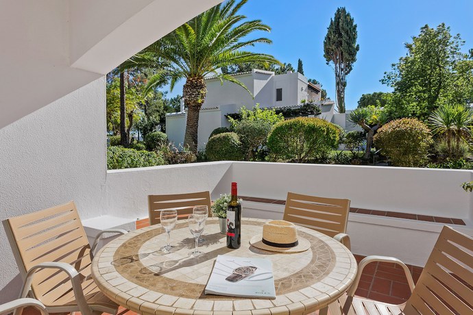 Imagen de la habitación del Hotel Four Seasons Country Club. Foto 9