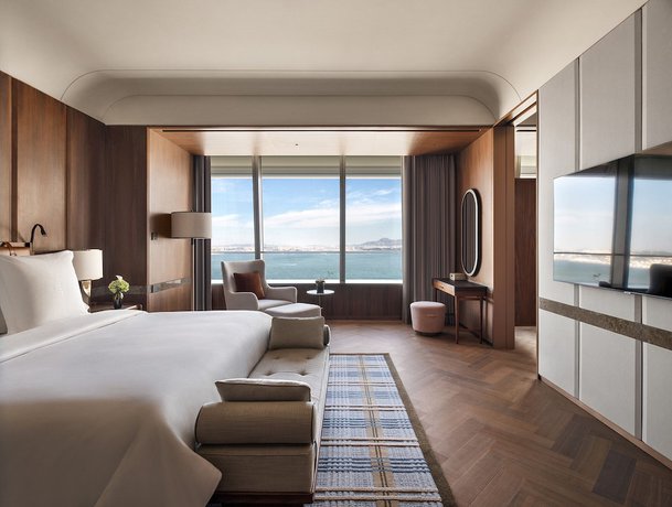 Imagen de la habitación del Hotel Four Seasons Dalian. Foto 6