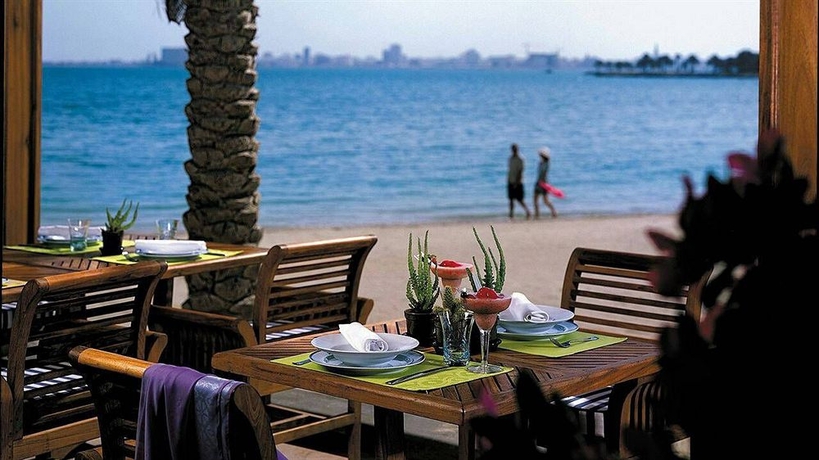 Imagen del bar/restaurante del Hotel Four Seasons Doha. Foto 1