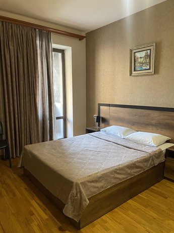 Imagen de la habitación del Hotel Four Seasons, Erev&aacute;n. Foto 7