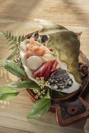 Imagen general del Hotel Four Seasons Explorer, Palau - Cruising Resort. Foto 5