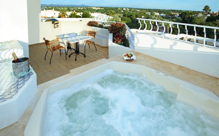 Imagen general del Hotel Four Seasons Fairways. Foto 2