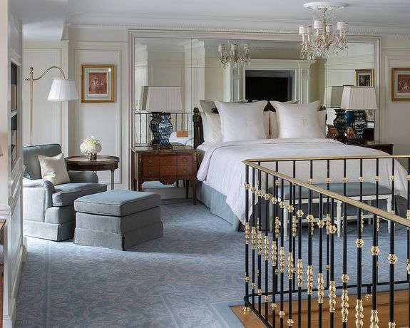 Imagen de la habitación del Hotel Four Seasons George V. Foto 12