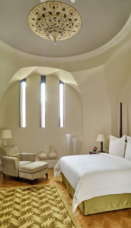 Imagen de la habitación del Hotel Four Seasons Gresham Palace. Foto 3