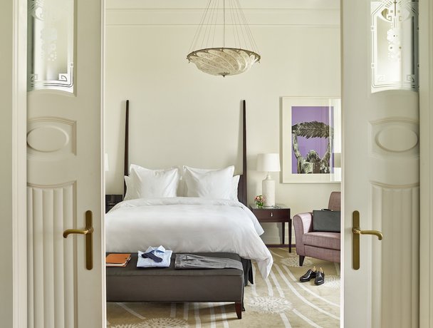 Imagen de la habitación del Hotel Four Seasons Gresham Palace. Foto 9