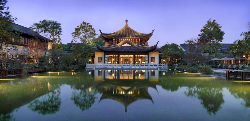 Imagen general del Hotel Four Seasons Hangzhou At West Lake. Foto 1