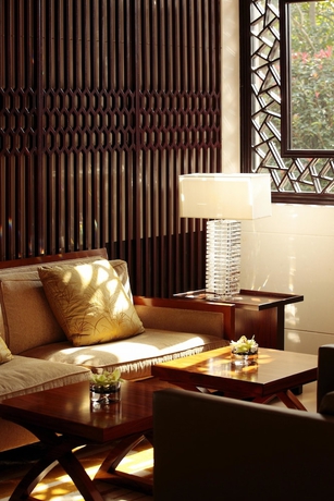 Imagen de los interiores del Hotel Four Seasons Hangzhou At West Lake. Foto 19