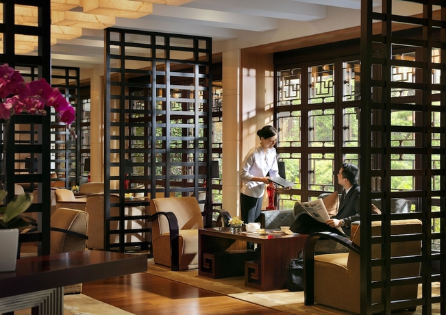 Imagen del bar/restaurante del Hotel Four Seasons Hangzhou At West Lake. Foto 2