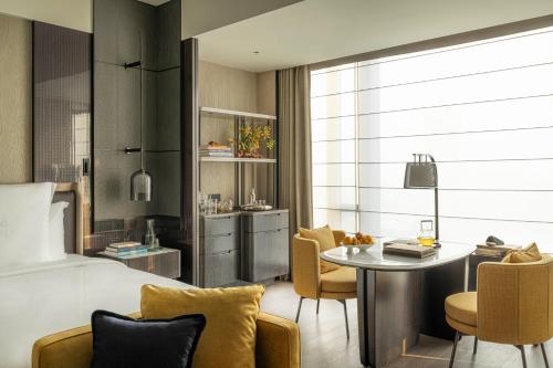 Imagen de la habitación del Hotel Four Seasons Hangzhou at Hangzhou Centre. Foto 10