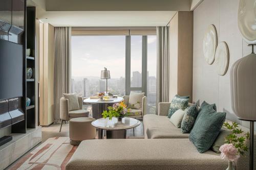 Imagen de la habitación del Hotel Four Seasons Hangzhou at Hangzhou Centre. Foto 14