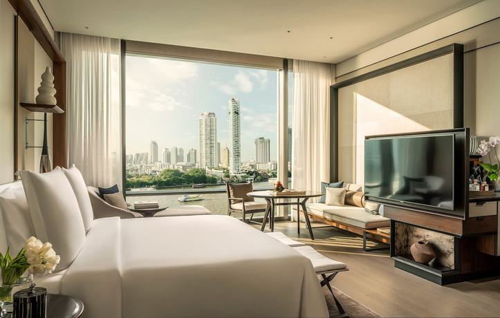 Imagen de la habitación del Hotel Four Seasons Hotel Bangkok at Chao Phraya River. Foto 17