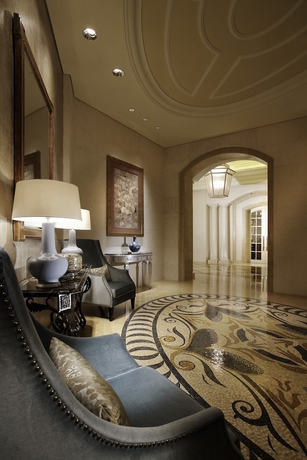 Imagen de los interiores del Hotel Four Seasons Hotel Macao. Foto 17