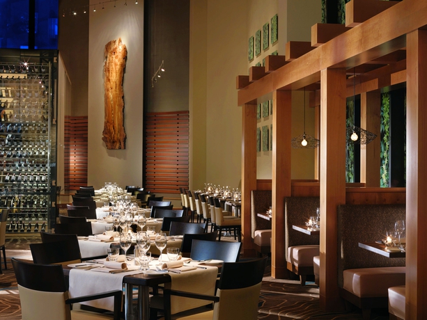 Imagen del bar/restaurante del Hotel Four Seasons Hotel Vancouver. Foto 4