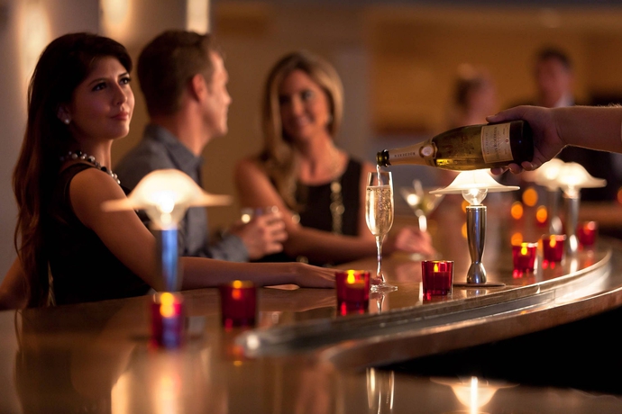 Imagen de los interiores del Hotel Four Seasons Houston. Foto 12