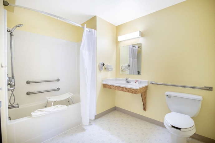 Imagen de la habitación del Hotel Four Seasons Inn. Foto 11