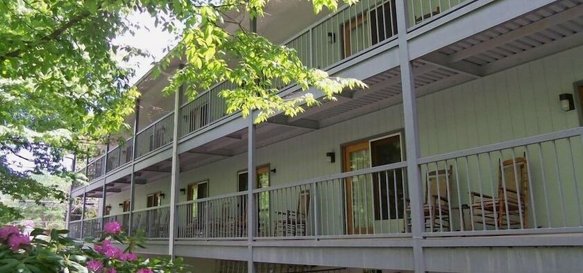 Imagen general del Hotel Four Seasons Inn. Foto 3