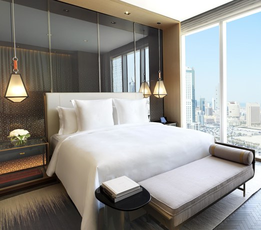 Imagen de la habitación del Hotel Four Seasons Kuwait At Burj Alshaya. Foto 4