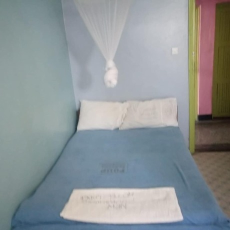 Imagen general del Hotel Four Seasons Lodge. Foto 3