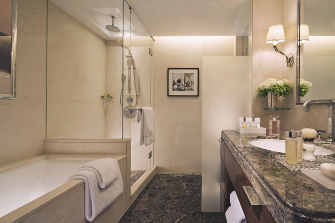 Imagen de la habitación del Hotel Four Seasons London At Park Lane. Foto 10