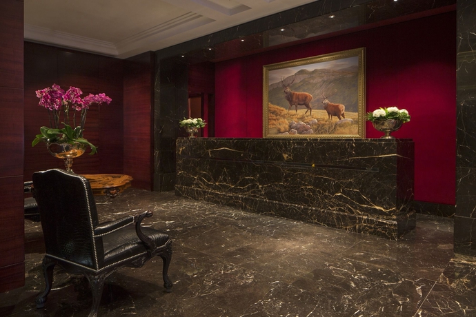 Imagen de los interiores del Hotel Four Seasons London At Park Lane. Foto 15