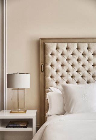 Imagen de la habitación del Hotel Four Seasons Madrid. Foto 9