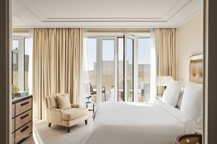 Imagen de la habitación del Hotel Four Seasons Madrid. Foto 16