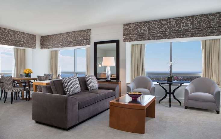 Imagen de la habitación del Hotel Four Seasons Miami. Foto 12