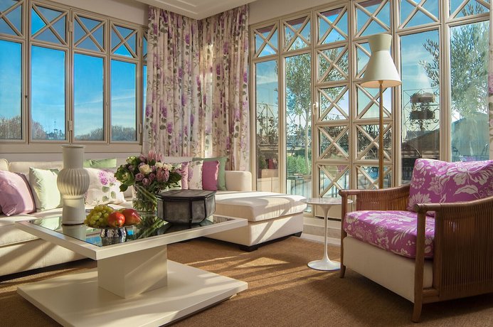 Imagen de la habitación del Hotel Four Seasons Milano. Foto 18