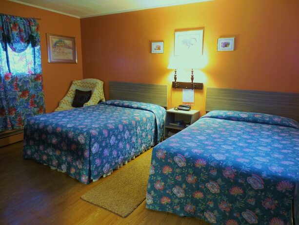 Imagen general del Hotel Four Seasons Motel. Foto 4