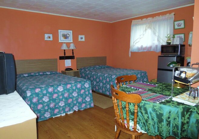 Imagen general del Hotel Four Seasons Motel. Foto 11