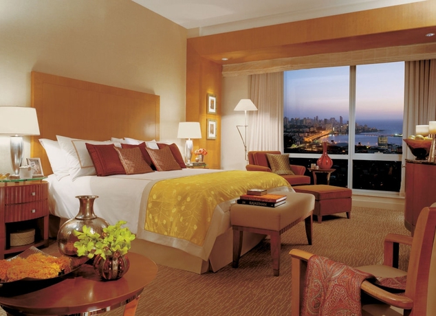 Imagen de la habitación del Hotel Four Seasons Mumbai. Foto 7
