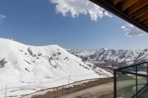 Imagen de los exteriores del Hotel Four Seasons - New Gudauri. Foto 15