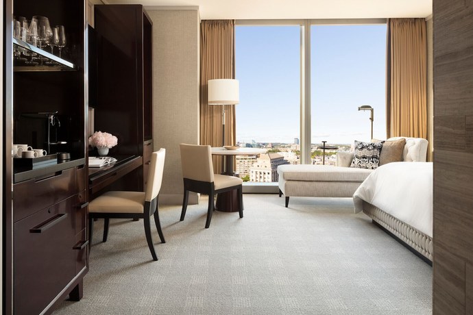 Imagen de la habitación del Hotel Four Seasons One Dalton Street, Boston. Foto 6