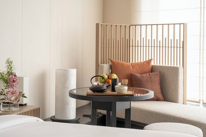 Imagen de la habitación del Hotel Four Seasons Osaka. Foto 10