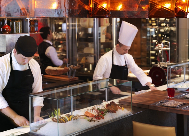 Imagen del bar/restaurante del Hotel Four Seasons Prague. Foto 2