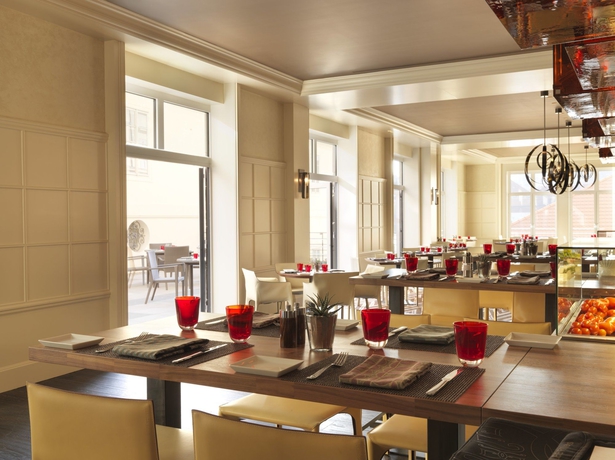 Imagen del bar/restaurante del Hotel Four Seasons Prague. Foto 3