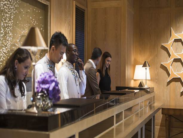 Imagen de los interiores del Hotel Four Seasons Resort Dubai At Jumeirah Beach. Foto 20