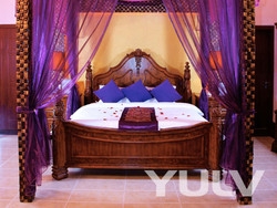 Imagen de la habitación del Hotel Four Seasons Resort. Foto 3