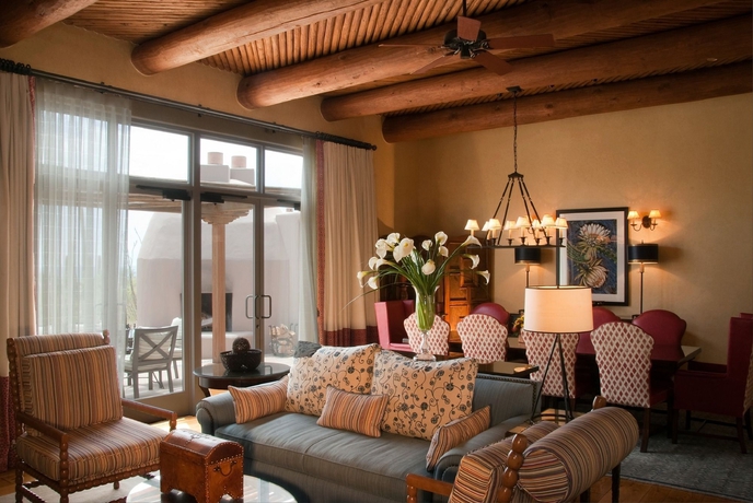 Imagen de los interiores del Hotel Four Seasons Resort Scottsdale At Troon North. Foto 11