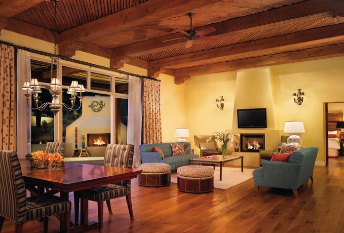 Imagen de los interiores del Hotel Four Seasons Resort Scottsdale At Troon North. Foto 12