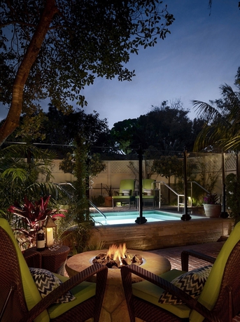 Imagen de la habitación del Hotel Four Seasons Resort The Biltmore Santa Barbara. Foto 10