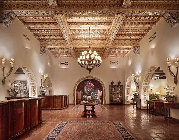 Imagen de los interiores del Hotel Four Seasons Resort The Biltmore Santa Barbara. Foto 17
