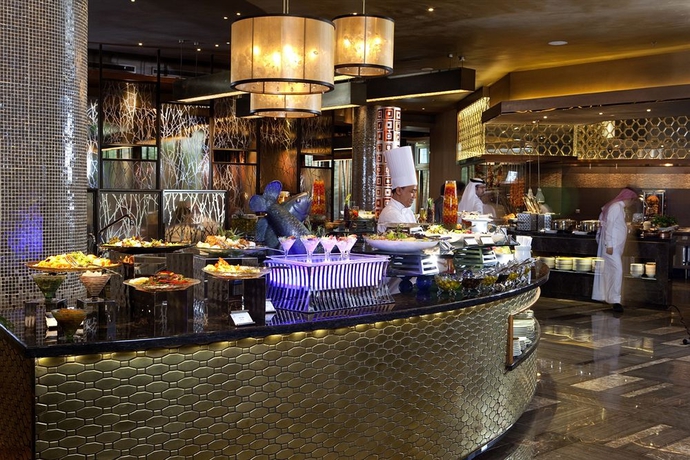 Imagen del bar/restaurante del Hotel Four Seasons Riyadh. Foto 7