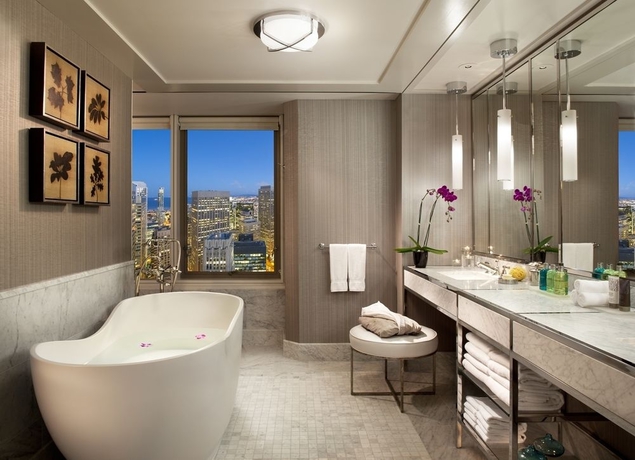 Imagen de la habitación del Hotel Four Seasons San Francisco At Embarcadero. Foto 4