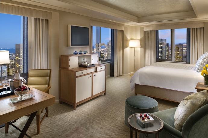 Imagen de la habitación del Hotel Four Seasons San Francisco At Embarcadero. Foto 11
