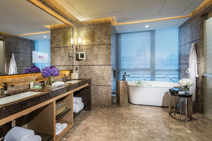 Imagen de la habitación del Hotel Four Seasons Shenzhen. Foto 4