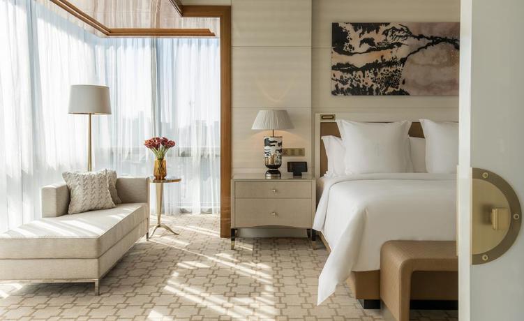 Imagen de la habitación del Hotel Four Seasons Tianjin. Foto 9